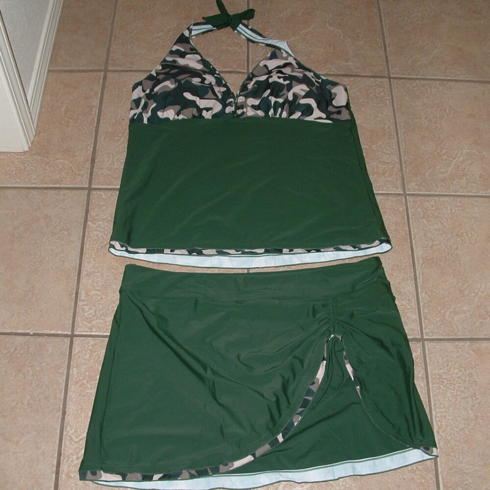 NEW Green with Camo Trim Plus Sz 3XL Skort & Halter Tankini 2 Pc Swimsuit - Picture 2 of 6